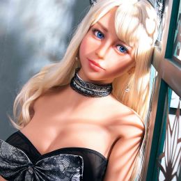 Hübsche junge heisse blonde 154cm Sex Doll
