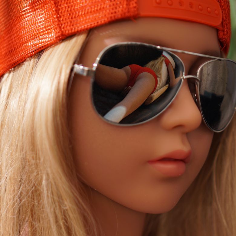 Coole 140cm Sex Doll mit langen blonden Haaren